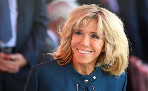 age brigitte macron jeune|Brigitte Macron : Taille, poids, âge, style et physique